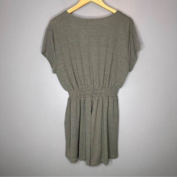 NWT KLD Romper in olive - Picture 8 of 9